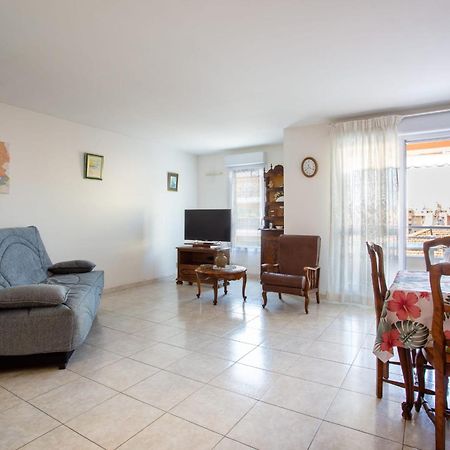 Apartment With Sea View With Two Bedrooms Νίκαια Εξωτερικό φωτογραφία