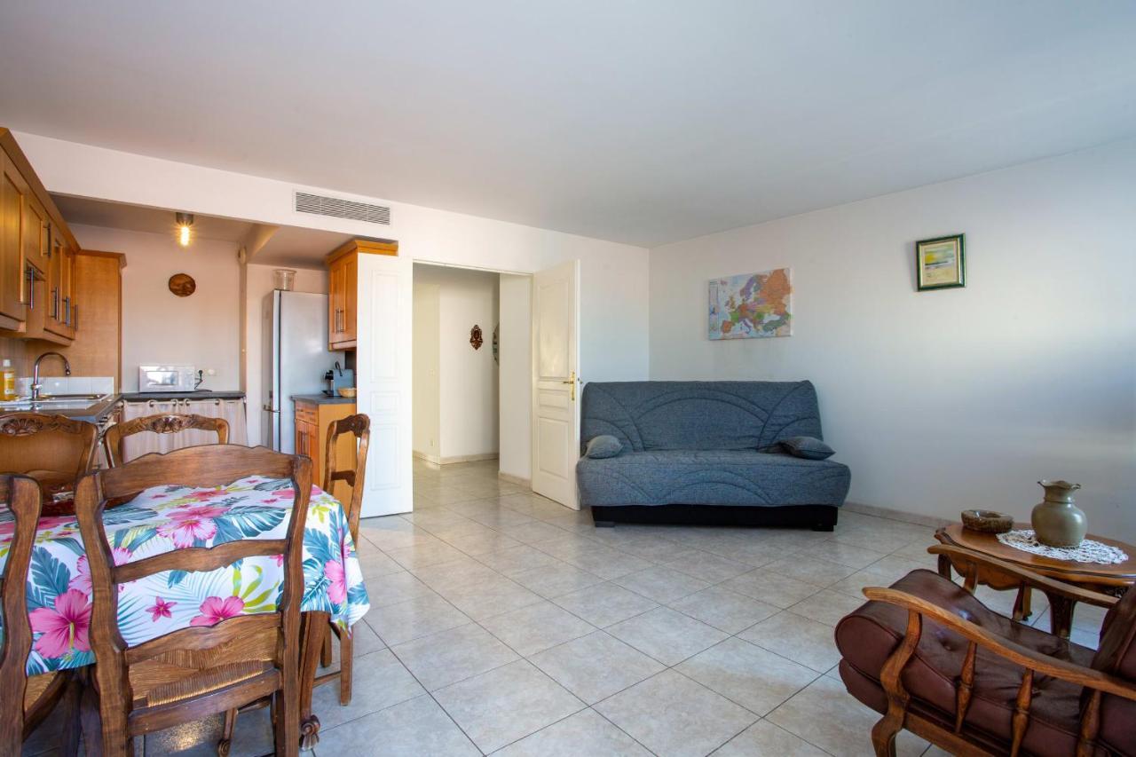 Apartment With Sea View With Two Bedrooms Νίκαια Εξωτερικό φωτογραφία