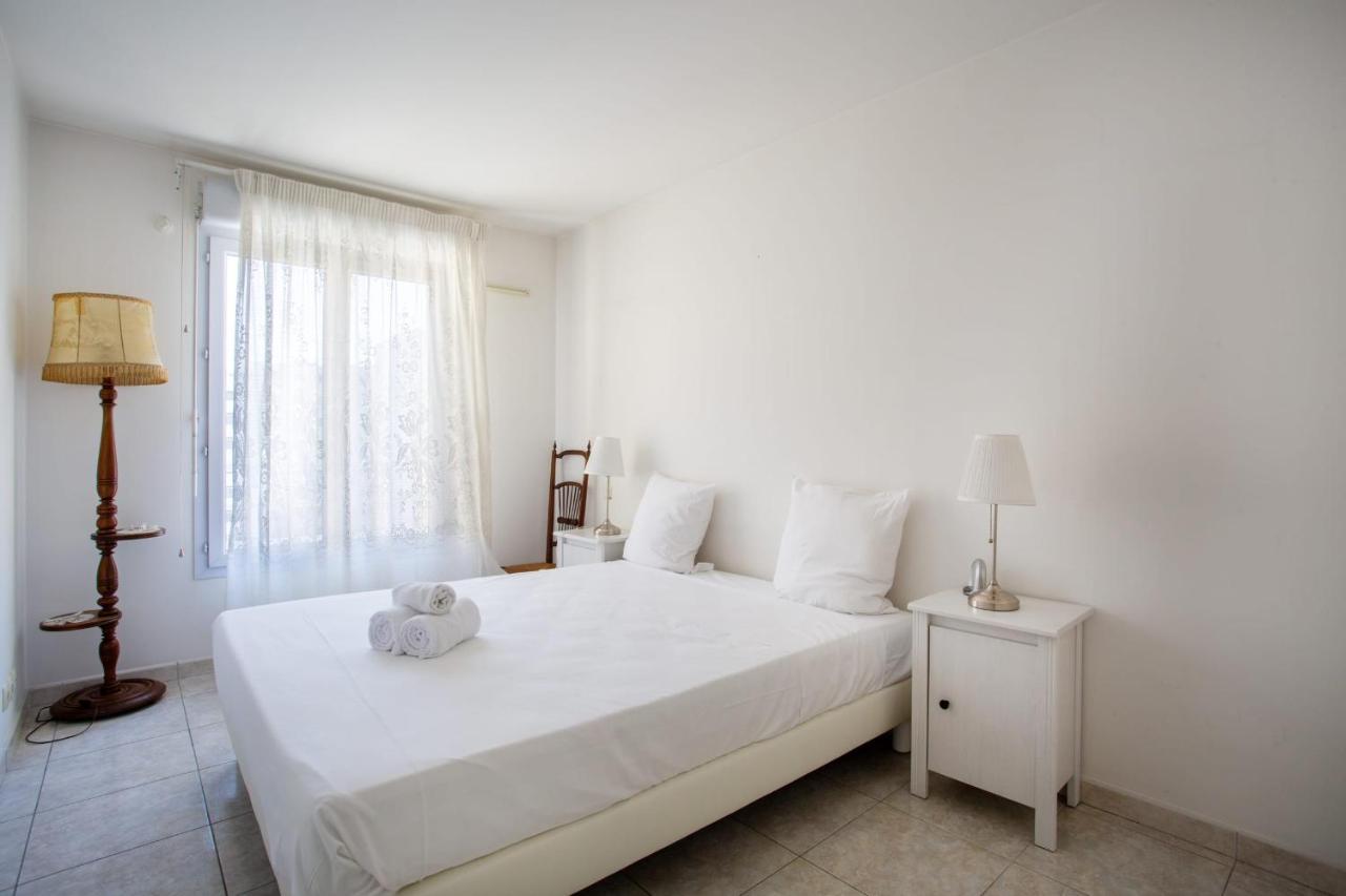 Apartment With Sea View With Two Bedrooms Νίκαια Εξωτερικό φωτογραφία