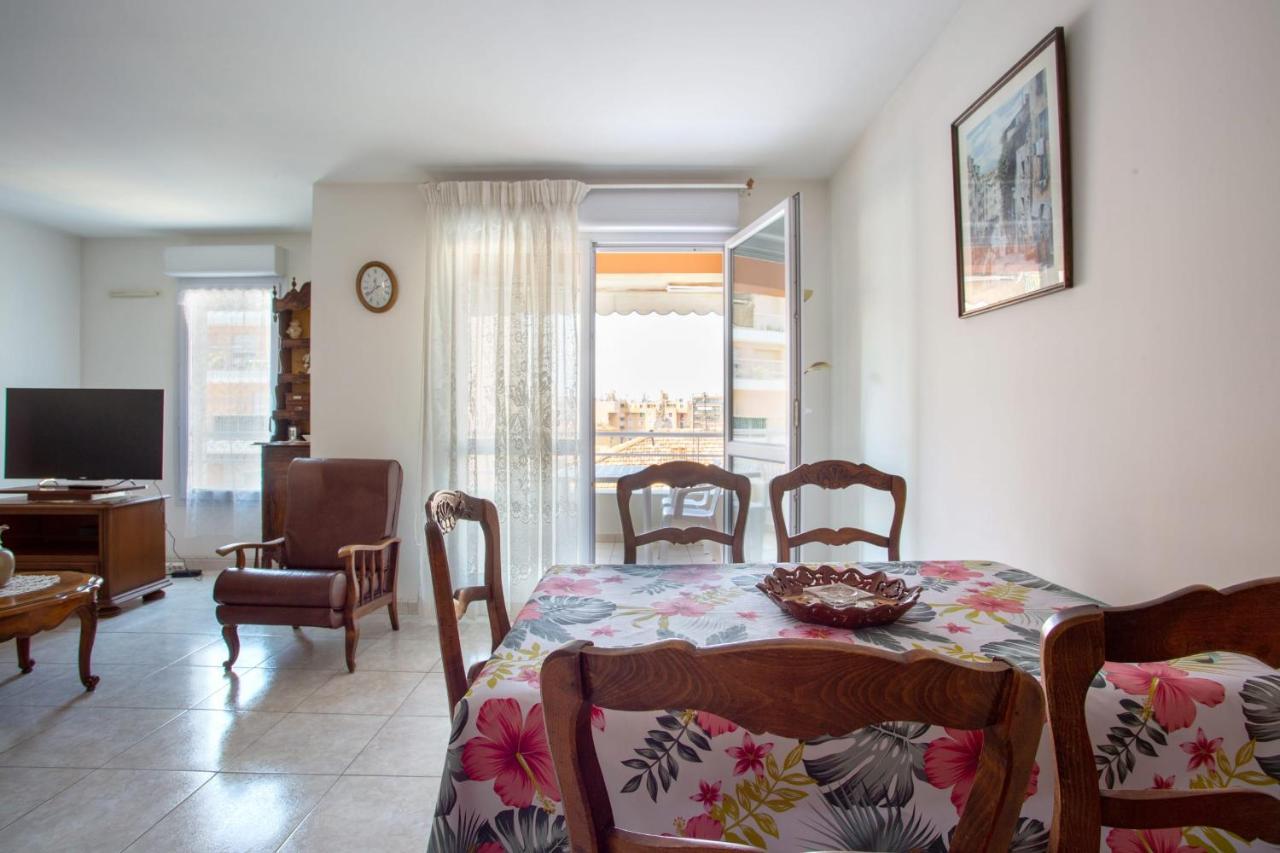 Apartment With Sea View With Two Bedrooms Νίκαια Εξωτερικό φωτογραφία